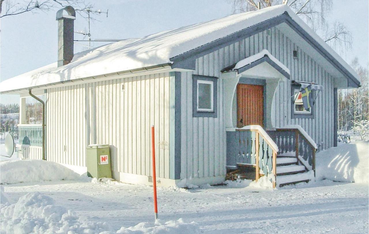 2 Bedroom Awesome Home In Svanskog Exterior foto